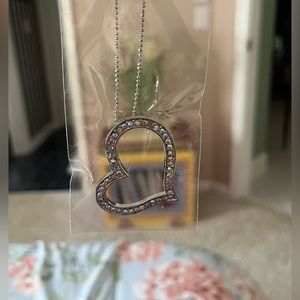 Set of FOUR lovely silver heart necklaces!